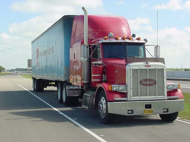 Best 18 wheeler accident lawyer